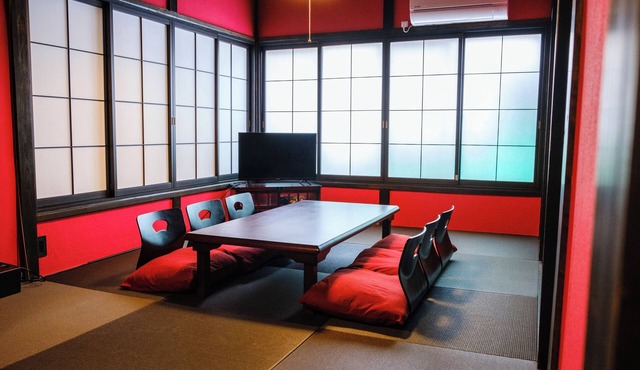 Shibuya-Yokohama direct line!An entertainment inn that the of the Edo period.