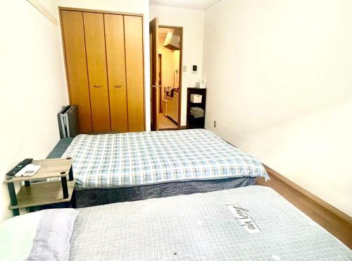 Shinjuku West Bee House in Shibuya Honmachi