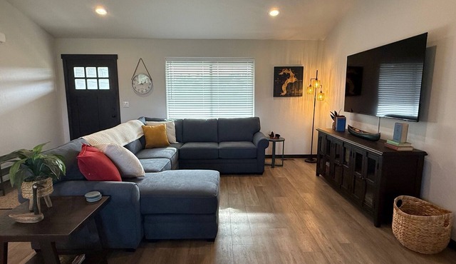 Silverwood 1.6 miles Spacious 4-bedroom house in beautiful North Idaho