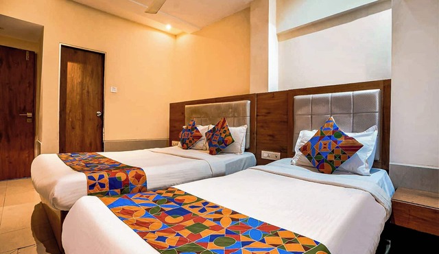 Sky Suites By Glitz Hotels