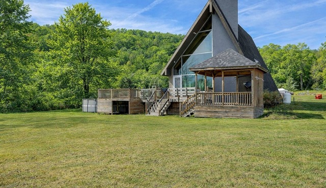 Sleeps 6 | Lake Access | Near Wineries | Pet Friendly |Pool