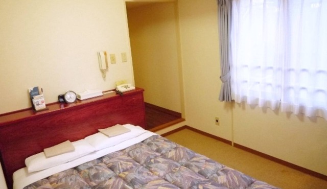 Smoking allowed Relaxing double room bed size 14/Kawasaki Kanagawa