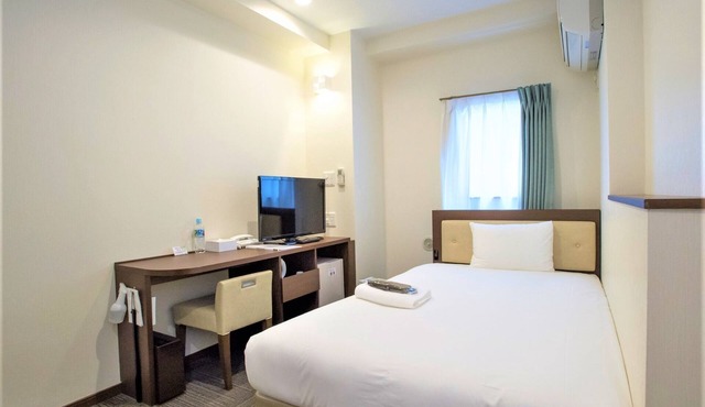 Smoking Single room 5 minutes walk from ShinY/Yokohama Kanagawa