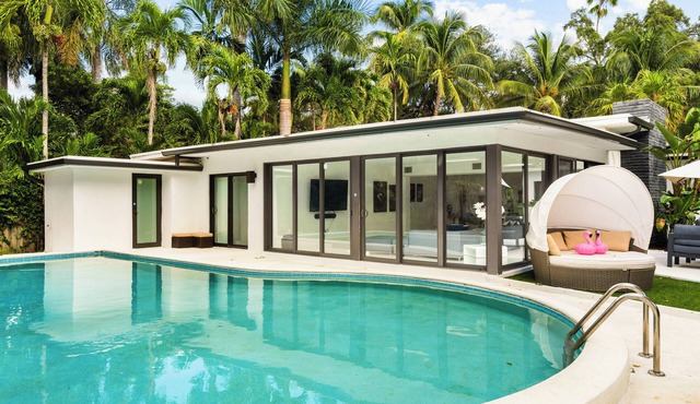 Spacious 3Bdr Family House W/Pool + River