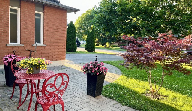 Spacious Bright 2BR Free Parking Prime Location Newly Built, Natural light