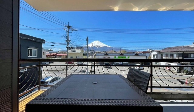 Spectacular view of Mt Fuji Balcony available | Modern and beautiful accommodation for rent / Fujiyoshida Yamanashi