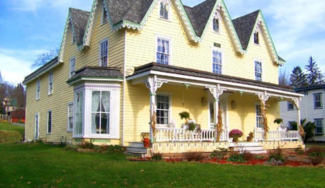 Stamford Gables Bed and Breakfast