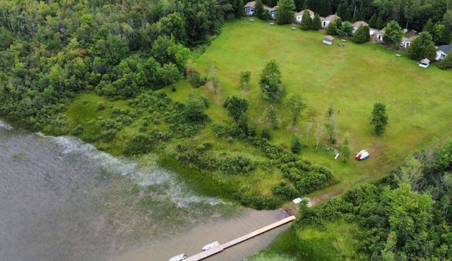 Staying by the Lakeside Cottages
