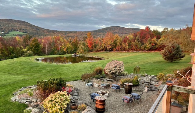 Stunning Views, Beautiful Year Round! And just a short drive to the slopes.