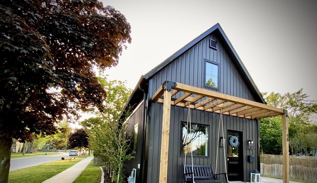 Stylish Getaway in Downtown Kingsville
