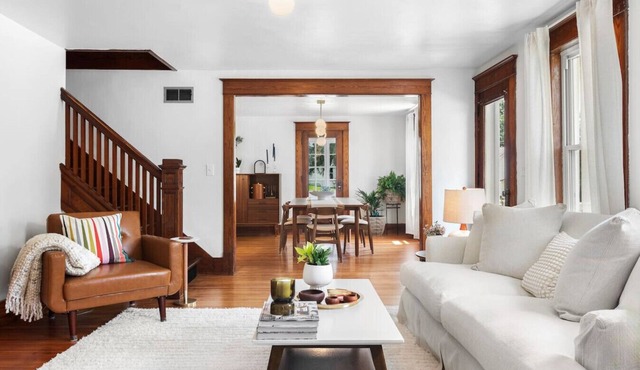 Stylish Historic Home – Timeless Charm with Modern Touches