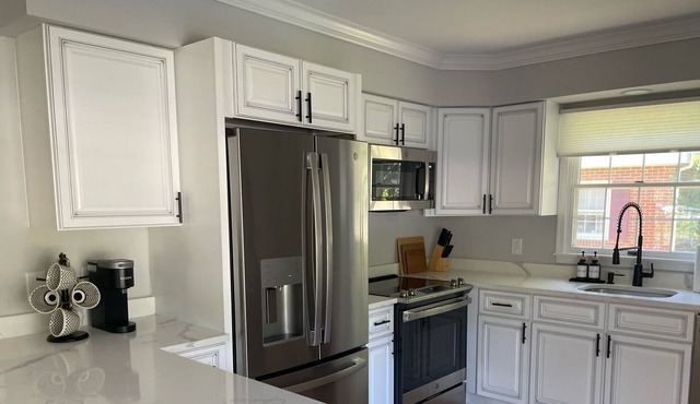 Stylish Townhouse in the Heart of Easton