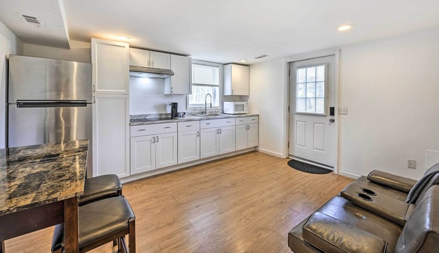 Suffolk County Vacation Rental: 5 Mi to Bay!