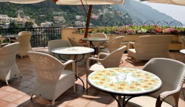 SUITE IN 4 STAR HOTEL WITH VERANDA