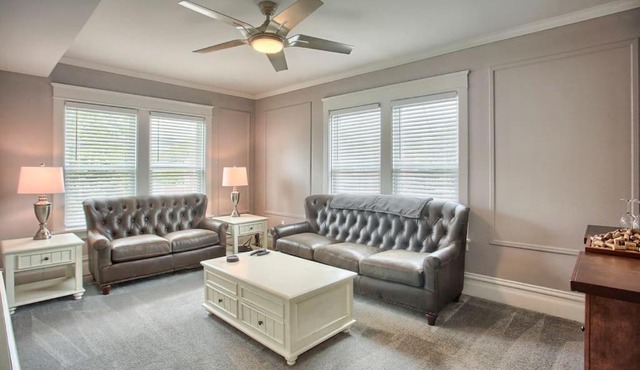 Suites on Seneca - Beautiful 1 Bedroom Apartment