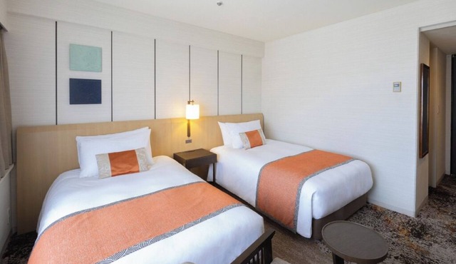Super Single Club in hotel in superb Minato City