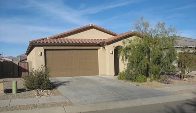 SW Tucson Home Close To Casino Del Sol and Desert