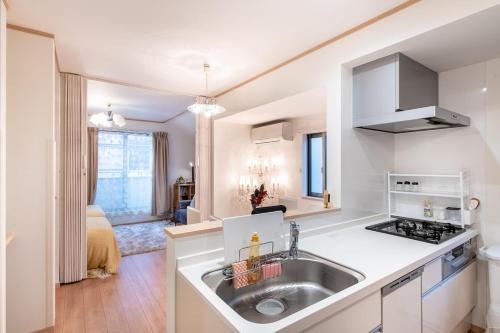 Takadanobaba Station 4 min walk 3LDK max 12 High-speed Wi-Fi Long stay