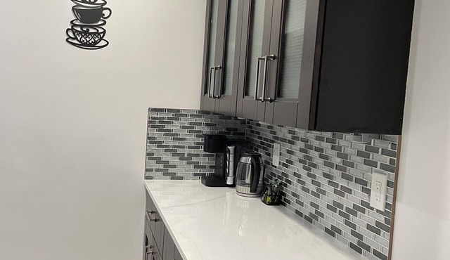 Terrific 2-bedroom apartment in Roosevelt with AC, WiFi. Very peaceful & quiet
