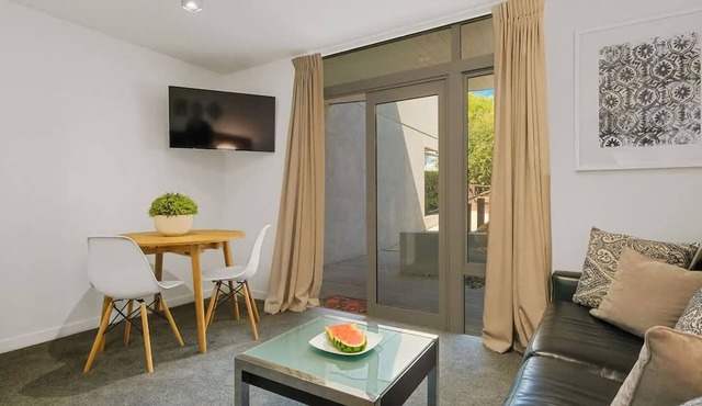 The Alps Studio - Cosy one bed right in the centre of Queenstown