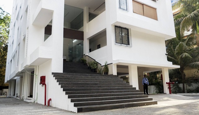 The Altruist Koparkhairane Hotel