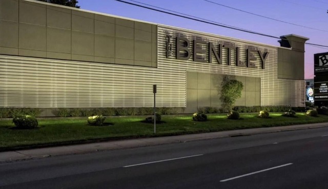THE BENTLEY MOTEL