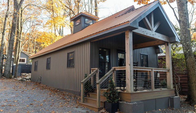 The Copper Cabin @Lake Harmony. Lake, hike, dine, bars, shop, Jim Thorpe & More