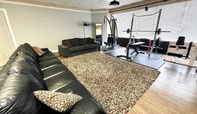 The Gym Retreat by Casa Cruze