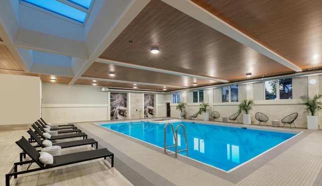 The Insignia Hotel, Sarnia, a Tribute Portfolio Hotel