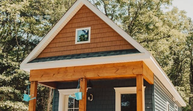The Little house W/Pool & Spa