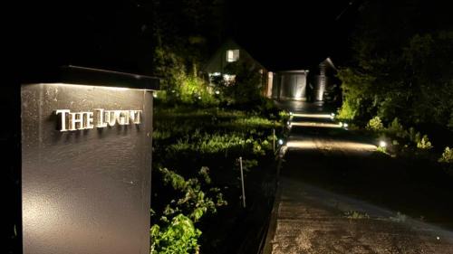 THE LUGNT - Luxurious private villa surrounded by nature -
