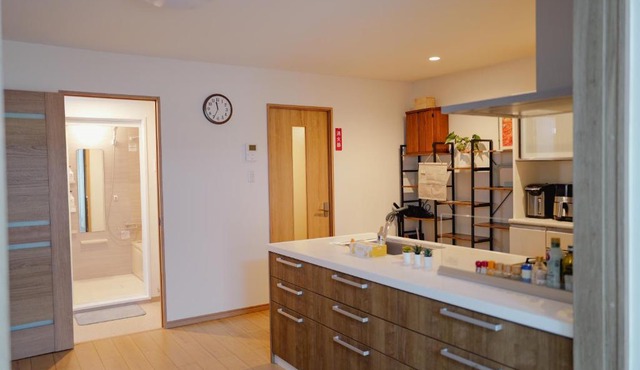 The Prime Minato 2-Bedroom Suite Near Tokyo Tower, 2 Mins Walk to Asakusa Line, Direct Access From HND, NRT Airport