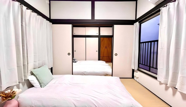 The serviced apartment hotel provides complete facilities