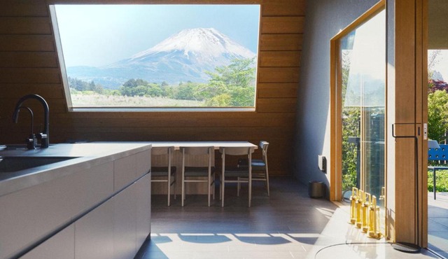 THE THIRD PLACE Mt Fuji