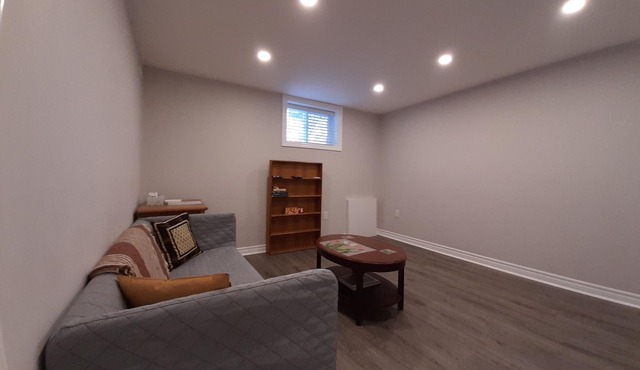 This property is no longer available for rent.