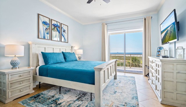 Top Floor~Beachfront~Heated Pool~Pelican Place