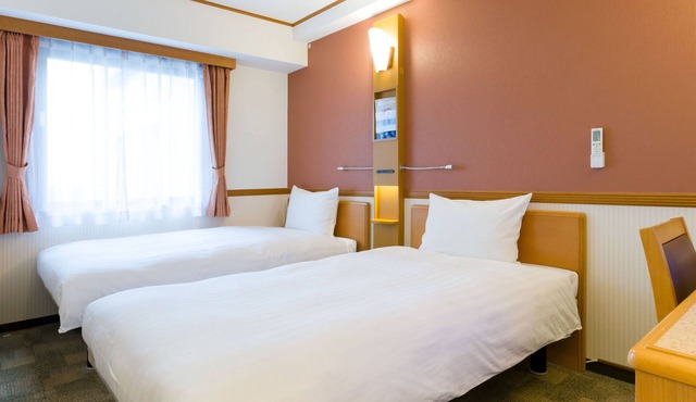 Toyoko Inn Yamato Ekimae