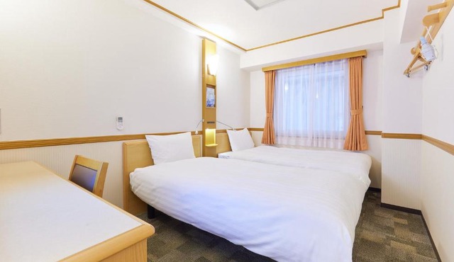 Toyoko Inn Yokohama-sen Fuchinobe-eki Minami-guchi