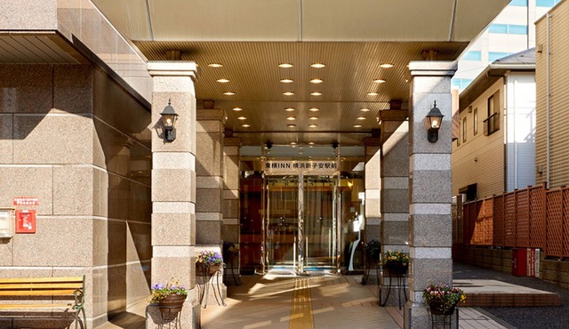 Toyoko Inn Yokohama Shinkoyasu Ekimae