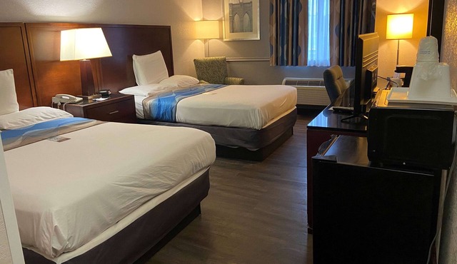 Travelodge Inn & Suites by Wyndham Albany