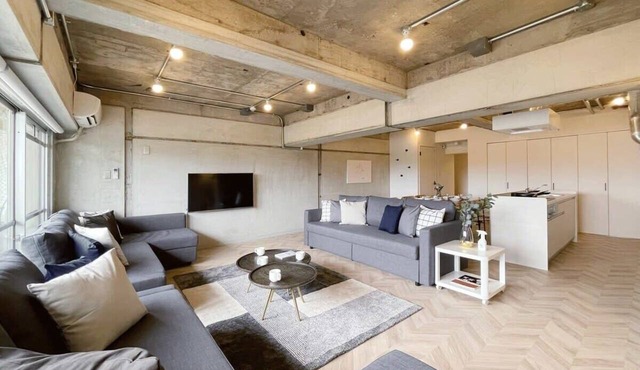Up to 10p 1 min Peace Park, Wonderful huge house !