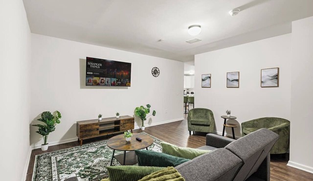 Urban Haven XL - NYC & Newark w/free parking