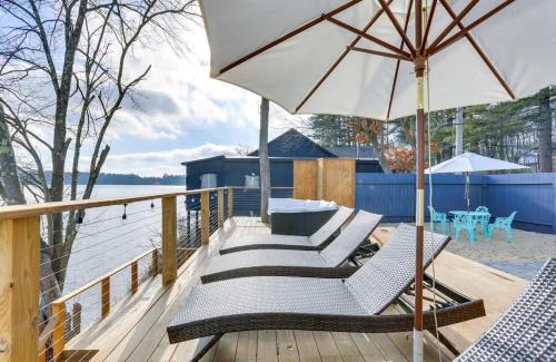 Victorian Lake Oasis Hot Tub Private Lakefront