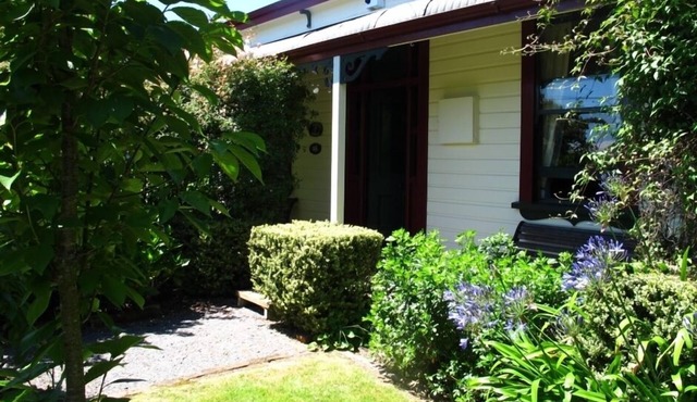 Villa in the Vines | Wine Trail + 4 Bikes