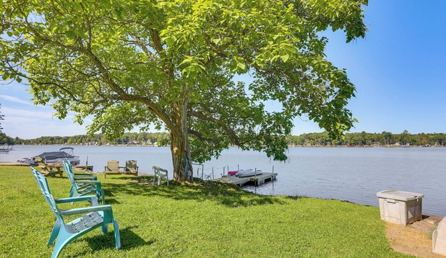 Walk to Mohican Lake: Catskills Getaway w/Dock!
