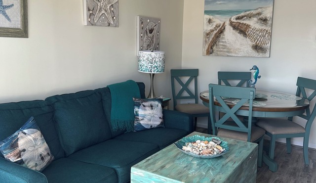 Wildwood Crest condo! Book your Fun in the Sun now!