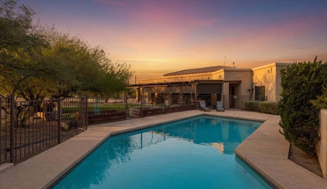 Wrangler Estate with Pool and Desert Views - Arizona getaway