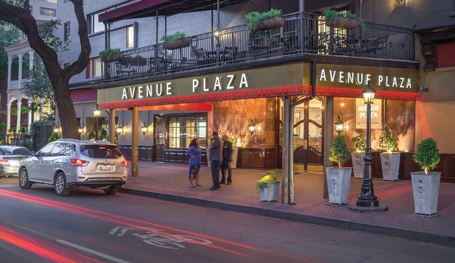 Wyndham Avenue Plaza on major parades route