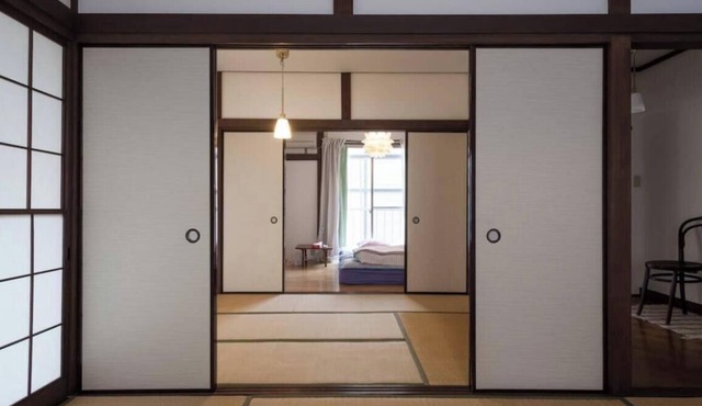 Yanesen Traditional Nagaya House A traditional Nagaya house in Yanesen, a traditional tenement house in Yanesen, where you can experience the good old downtown area. 3-minute walk from Nezu Station, family oriented.