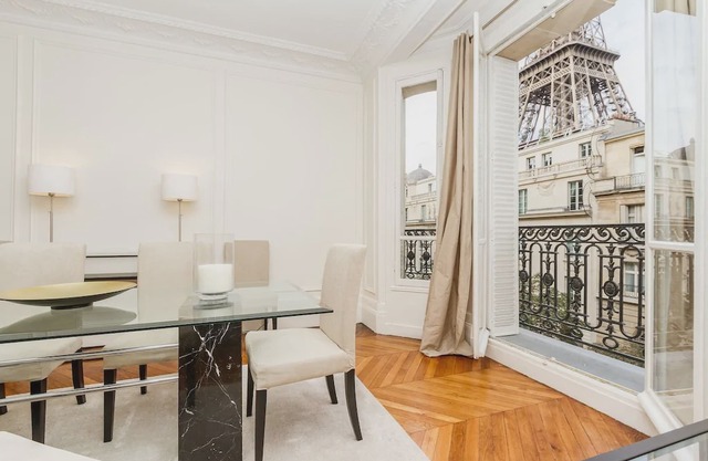 (110m²) Eiffel Luxury Collection